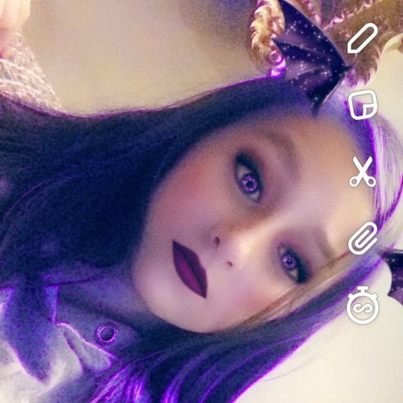 Meet your Posher, Lindsey - Picture 1 of 1